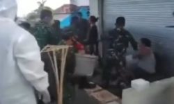 Gegara Swab Acak, TNI & Warga Bentrok di Buleleng