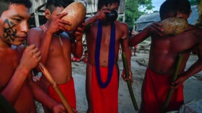 9. Caxiri Bir Tradisional Suku Pedalaman Hutan Amazon | Buliran.com