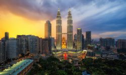 10.6 Petronas Towers Kuala Lumpur Malaysia | Buliran.com