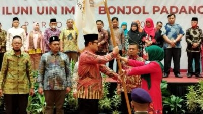 Maneger Nasution Dikukuhkan Sebagai Nahkoda Iluni UIN Imam Bonjol 2021-2026