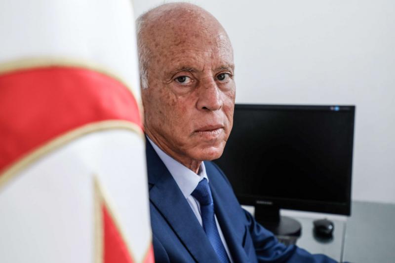 57 Hakim Di Tunisia Dipecat